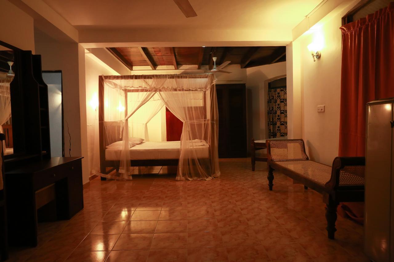 Sonri Villa Sea View Унаватуна Екстериор снимка