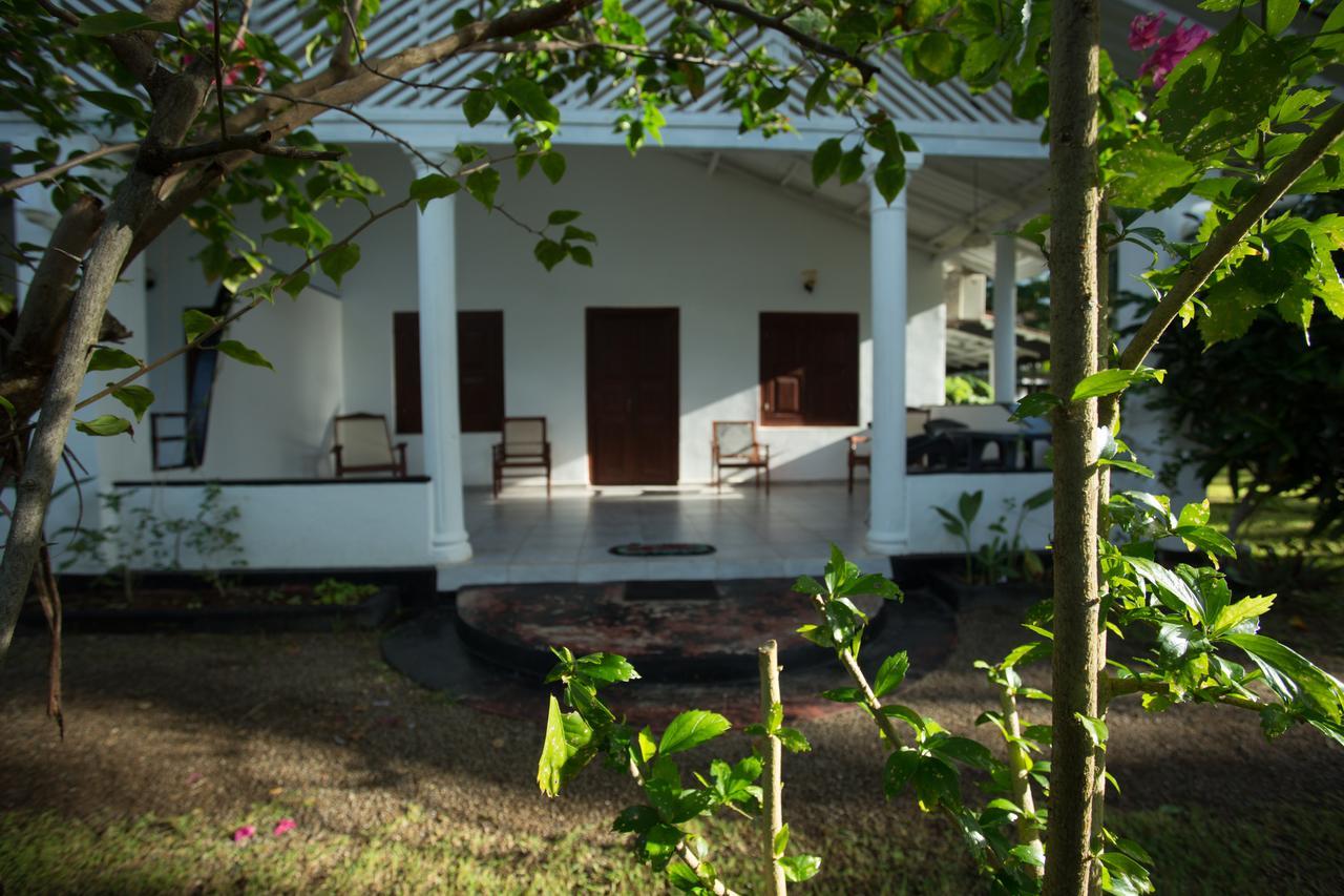 Sonri Villa Sea View Унаватуна Екстериор снимка